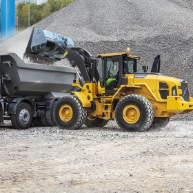 volvo-benefits-wheel-loader-l120gz-t3-volvo-buckets-2324x1200